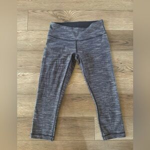 Lululemon cropped leggings size 6
